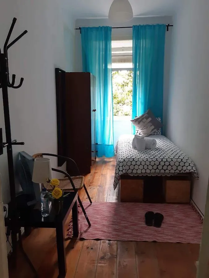 ליסבון Namaste Home Stay