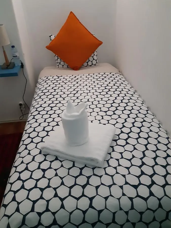 ליסבון Namaste Home Stay פורטוגל